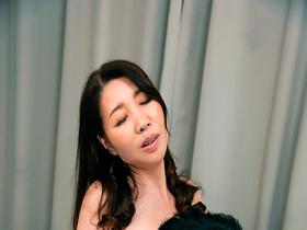 一日一発孫の中出しで健康寿命を伸ばすお婆ちゃん2　8時間　サンプル画像11